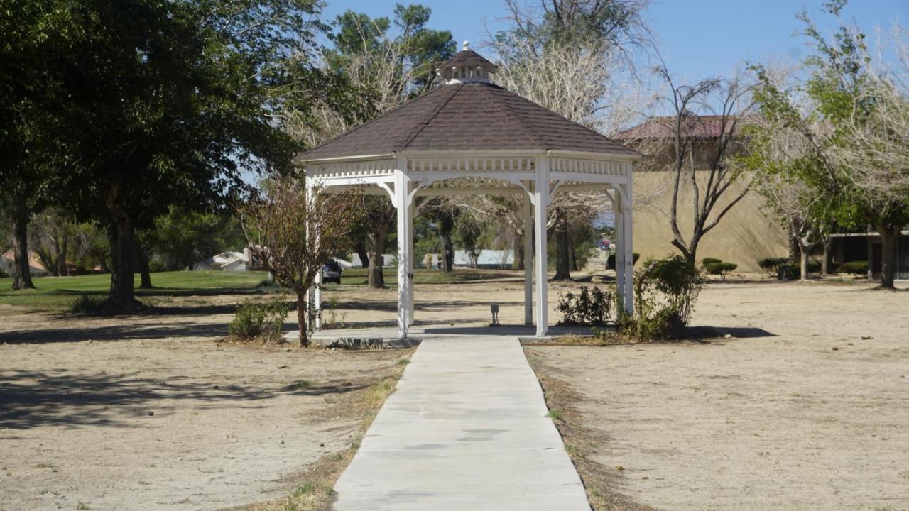 Tree And Extended 3* Victorville